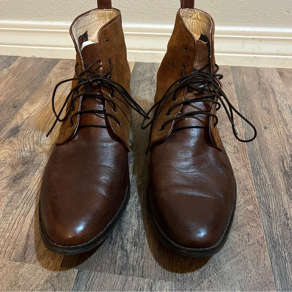 Size 12 - Picture 2 of 4